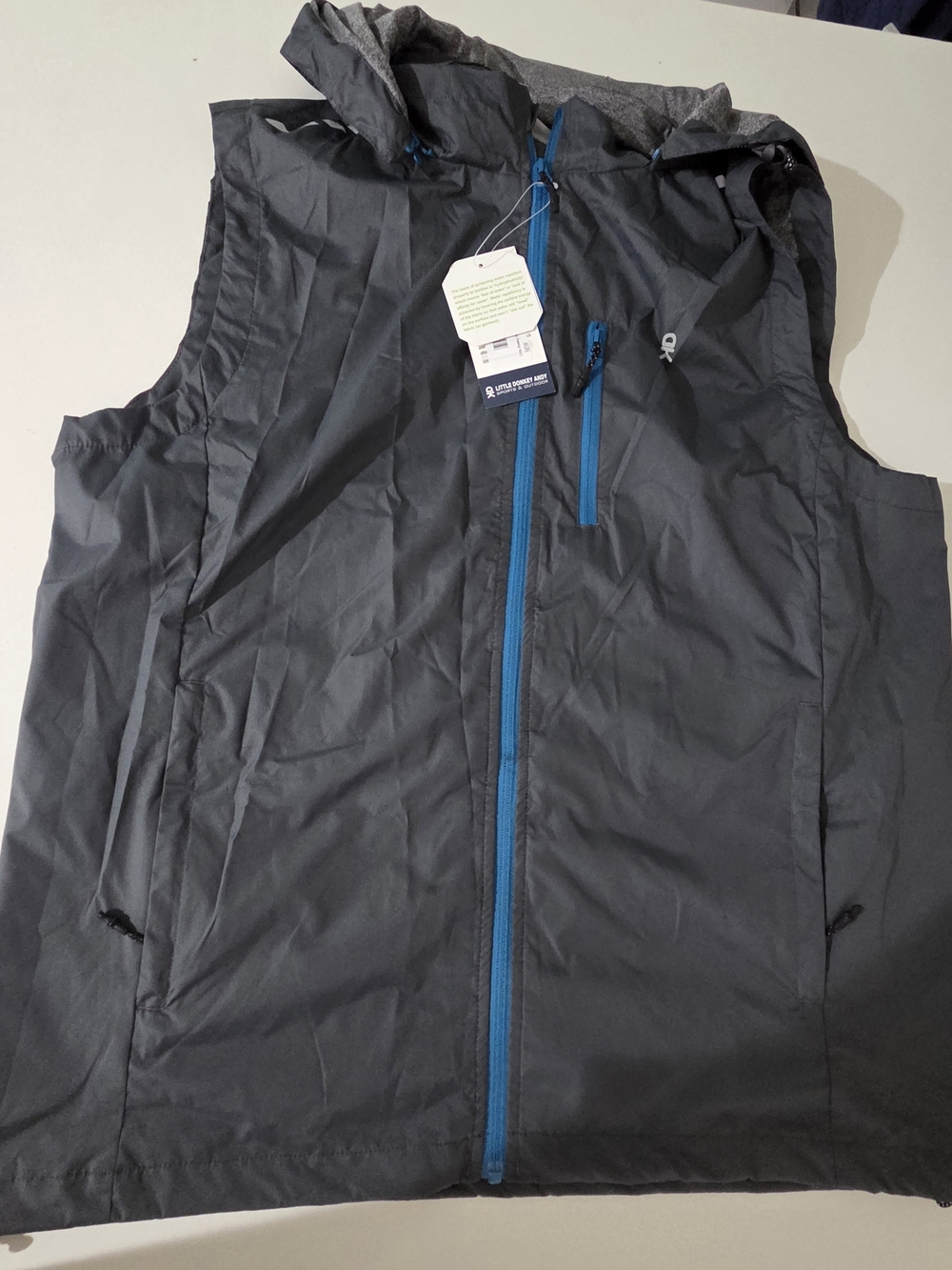 Men's Hooded Lightweight Vest - Charcoal with Blue Zipper